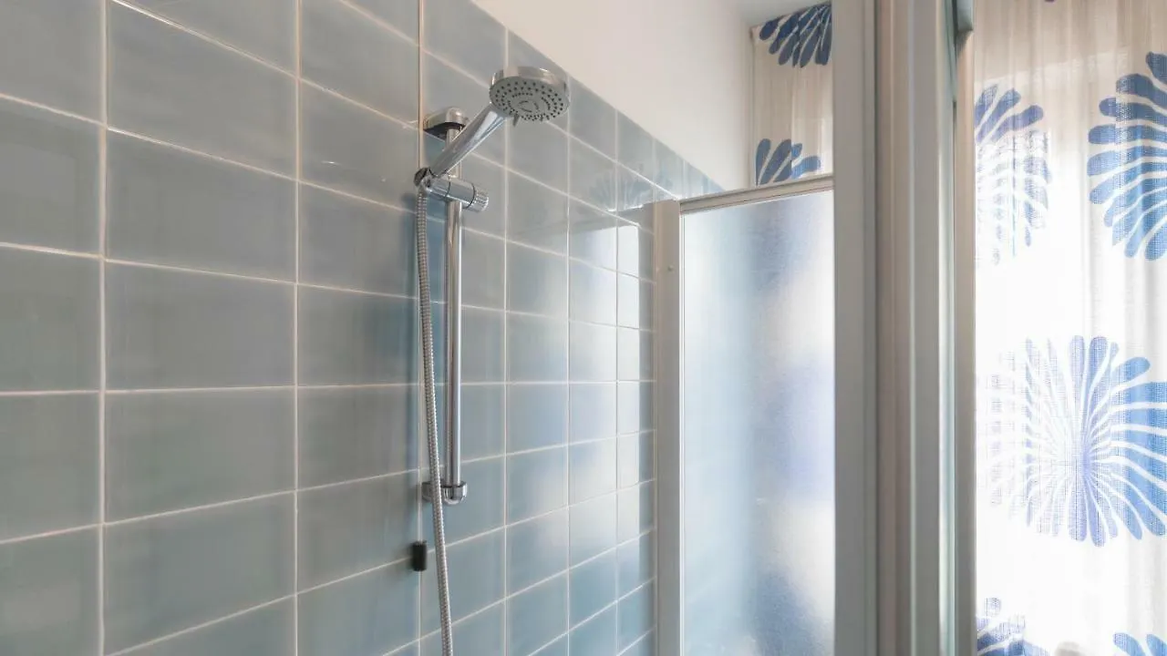Italianway - Frua 21/6 Apartman Milánó 0*,